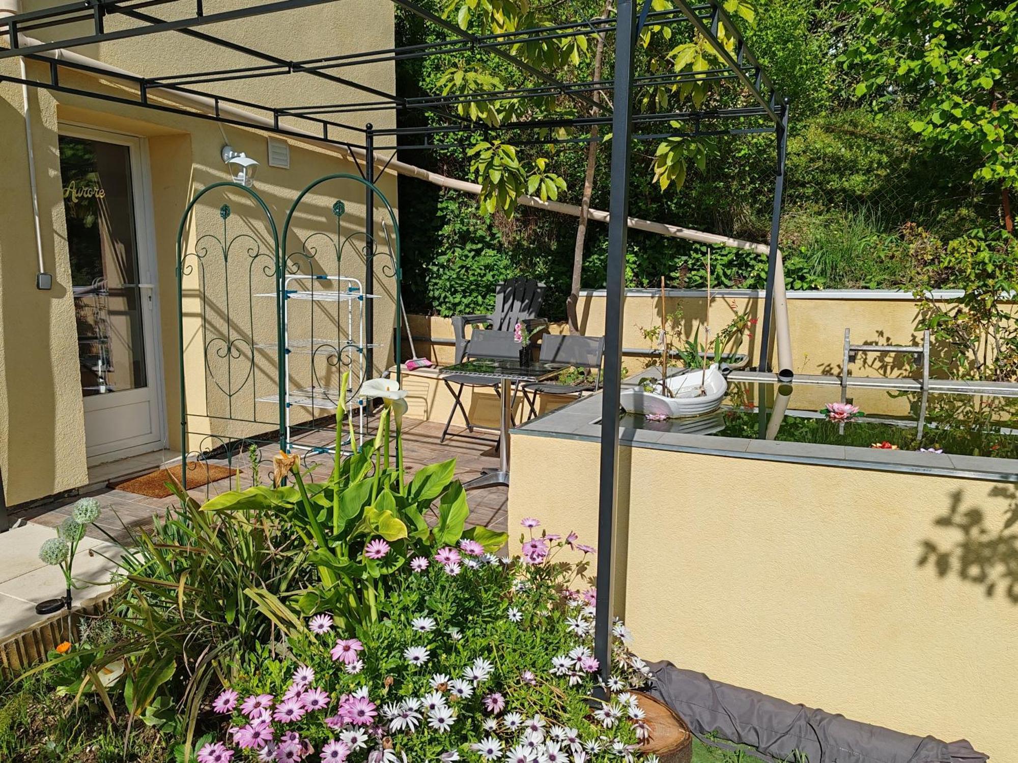 Appartement Aurore En Rez De Jardin Avec Parking Gratuit Vence Exterior photo